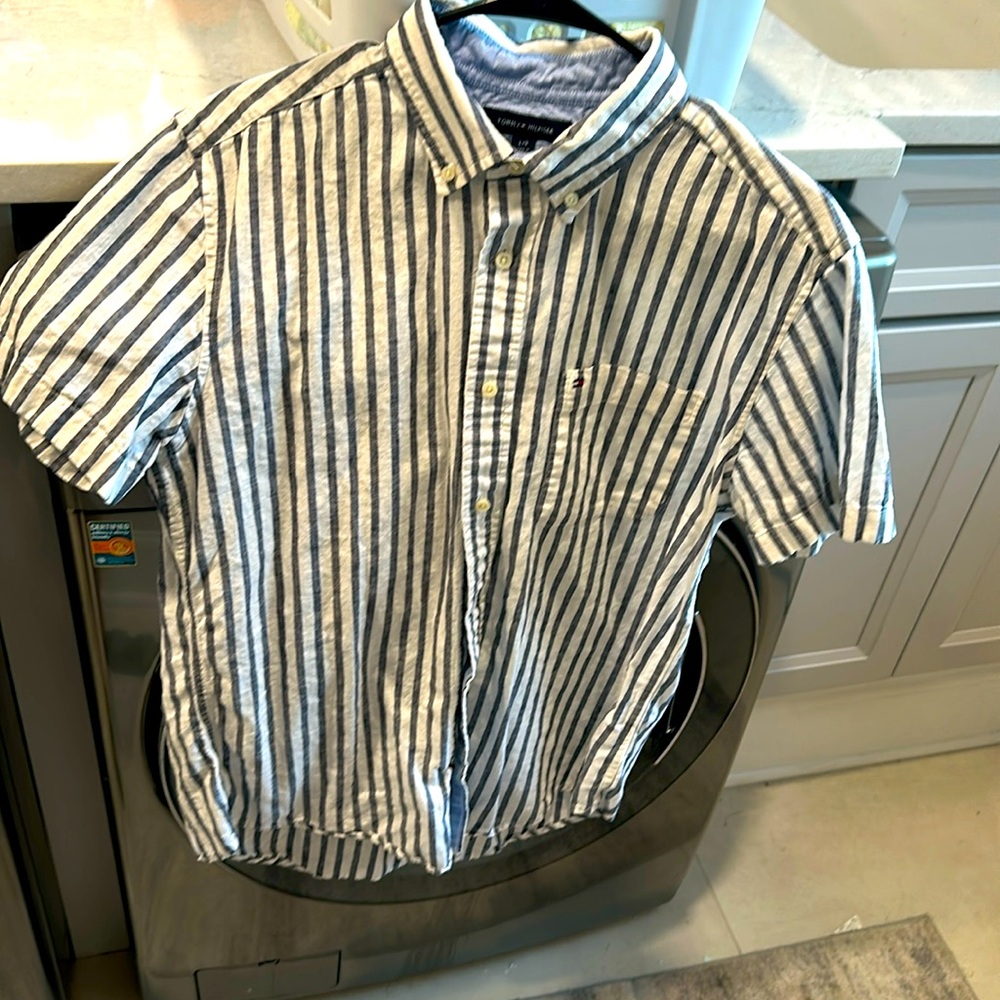 Tommy Hilfiger Button Up Short Sleeve - Large